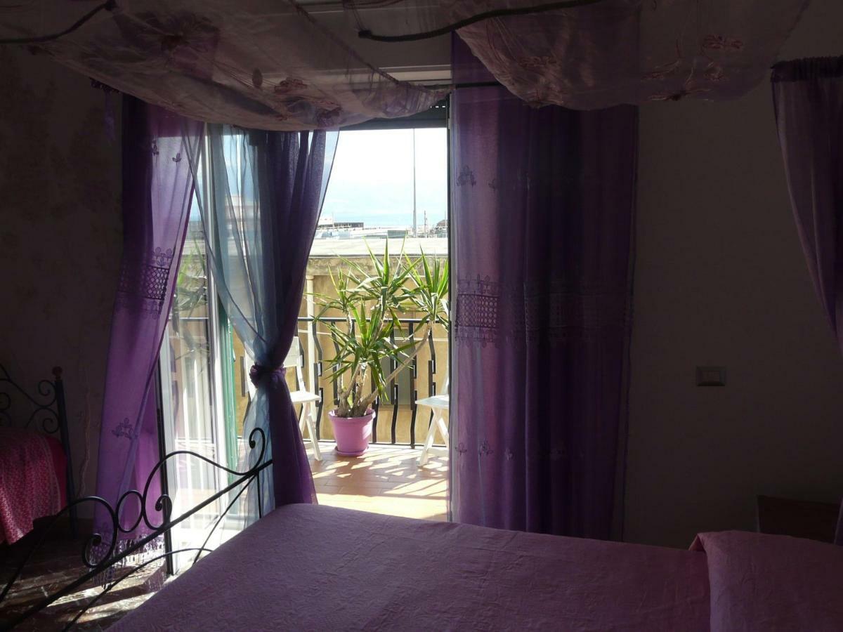 Messina Break Bed & Breakfast Ngoại thất bức ảnh